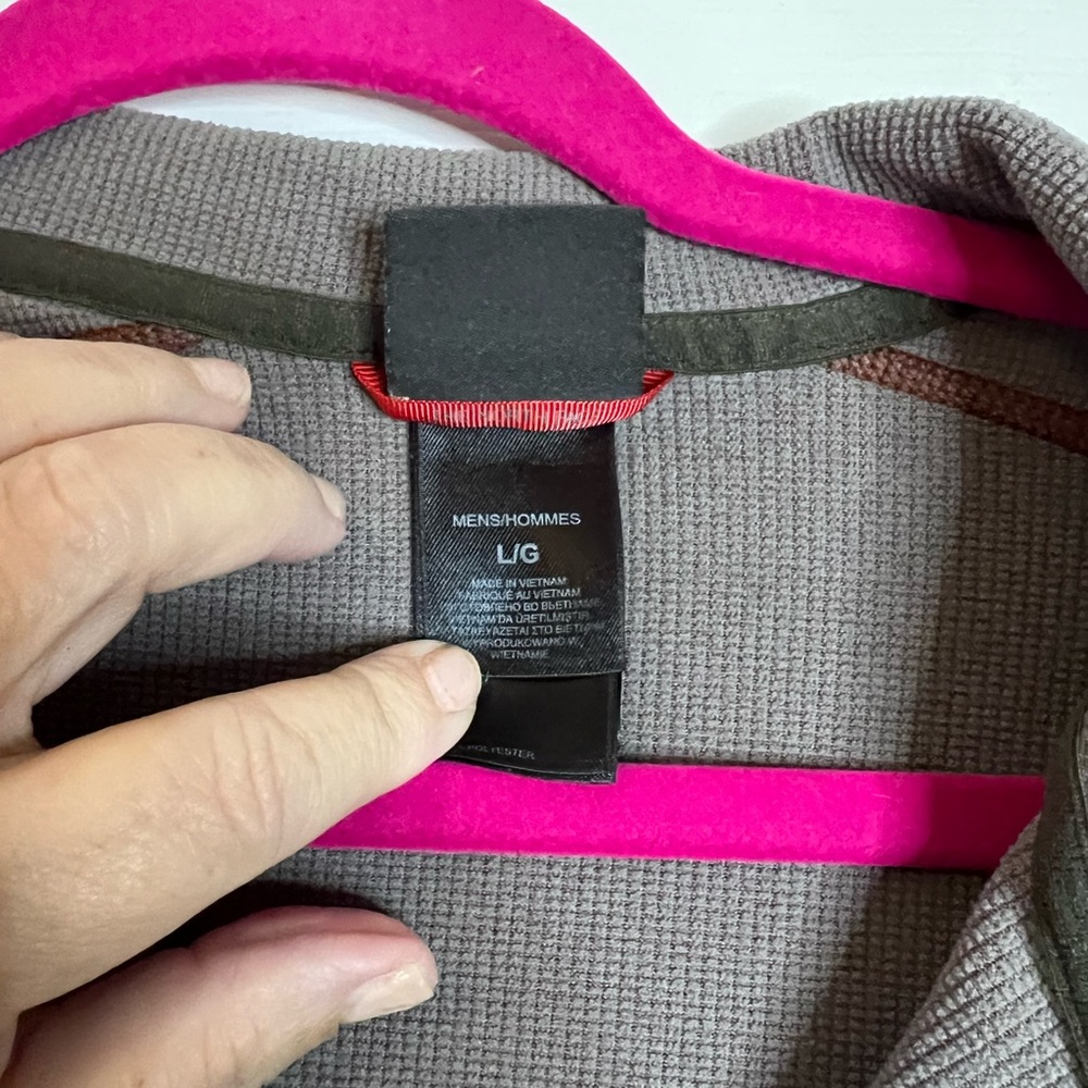 Northface quarter zip Top Size L - Picture 3 of 7